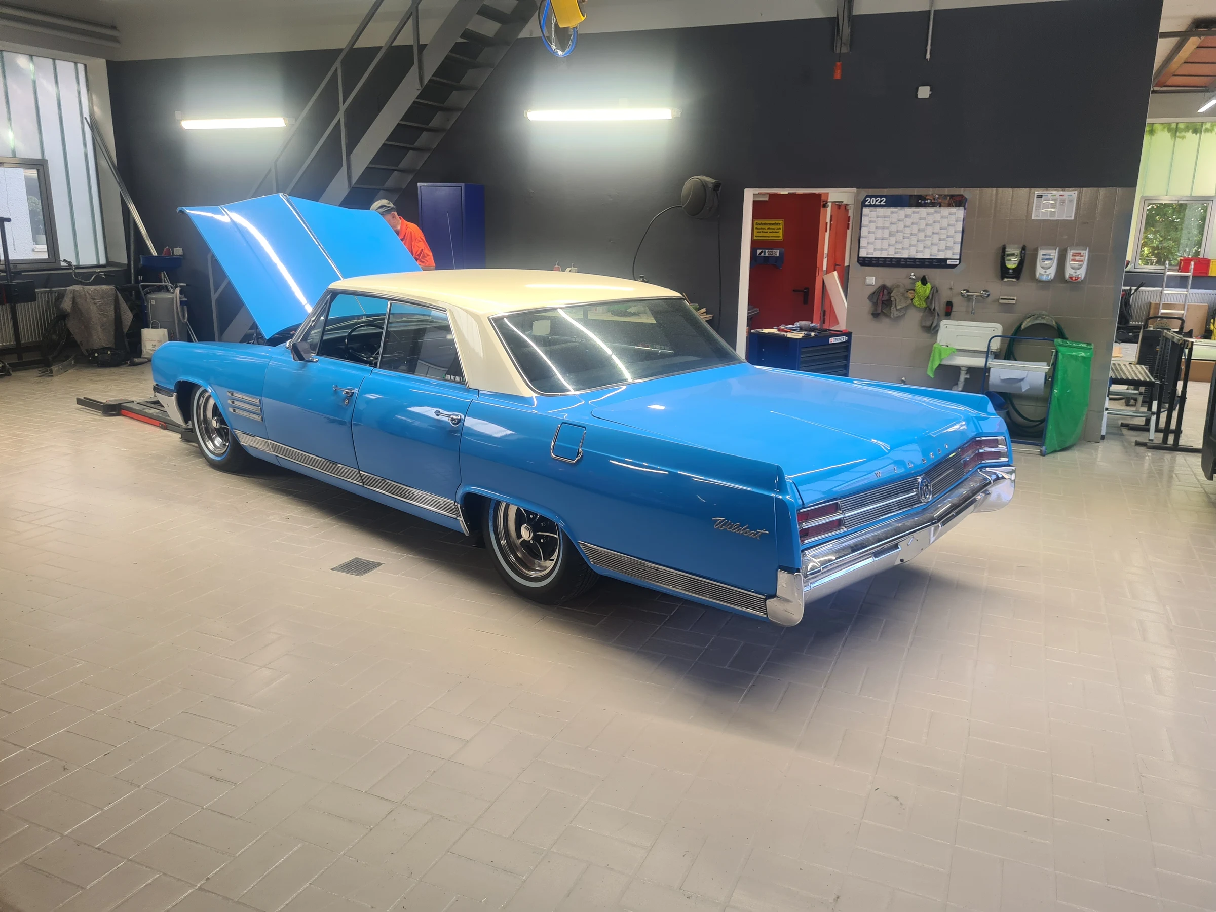 Restaurierter Oldtimer in der Werkstatt der Lackprofi GmbH
